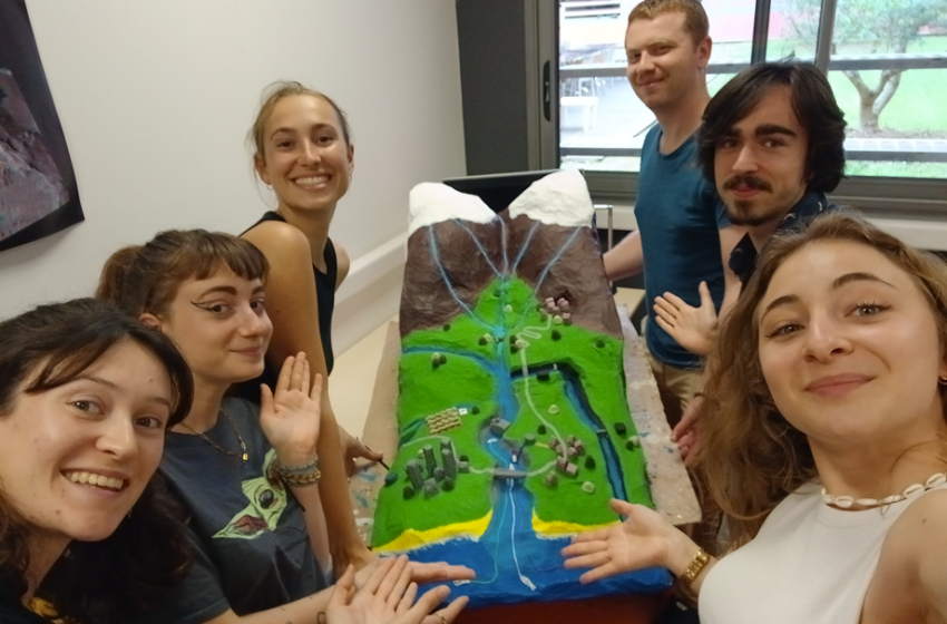 Maquette Nous v'EAU et les 6 étudiants du Master ISME promo 2025-2026